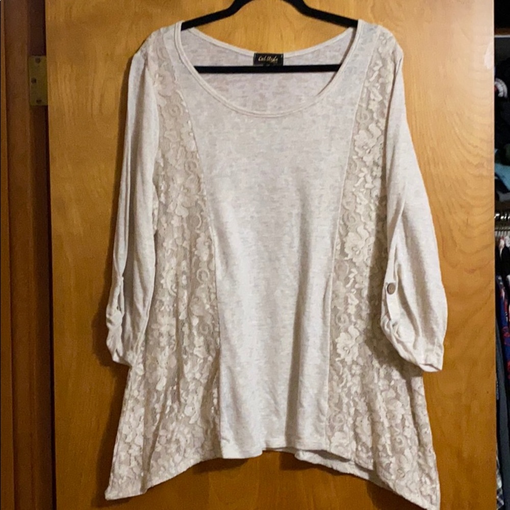 GUC oatmeal lace sweater with 3/4 sleeve size 2xl